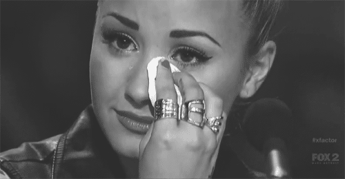 Demi-Lovato-Wipes-The-Tears-Away-Reaction-Gif.gif