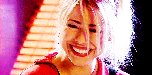 [Image: Billie-Piper-Laughing-The-Night-Away-On-Doctor-Who.gif]