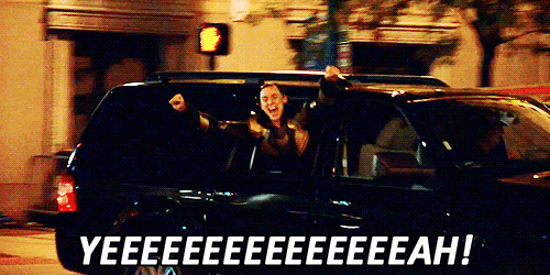 Tom-Hiddleston-Dressed-As-Loki-Yells-Out-His-Car-window.gif