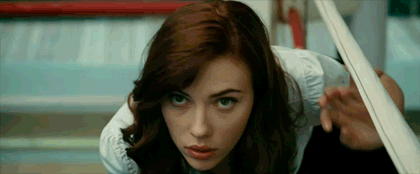 Scarlett-Johansson-Entering-The-Boxing-Ring-In-Slow-Motion-In-Iron-Man-2.gif