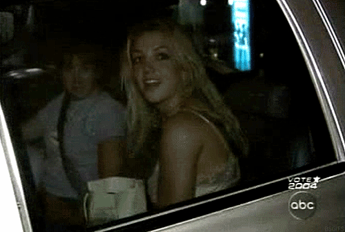 Britney-Spears-Flipping-The-Bird-As-Her-